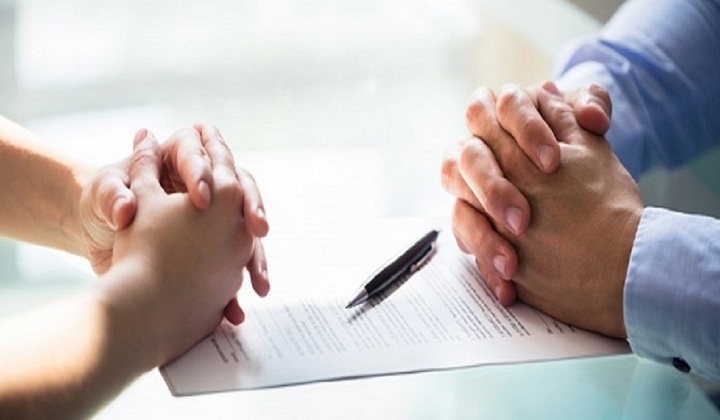 How Calgary Divorce Lawyers Simplify the Court Process