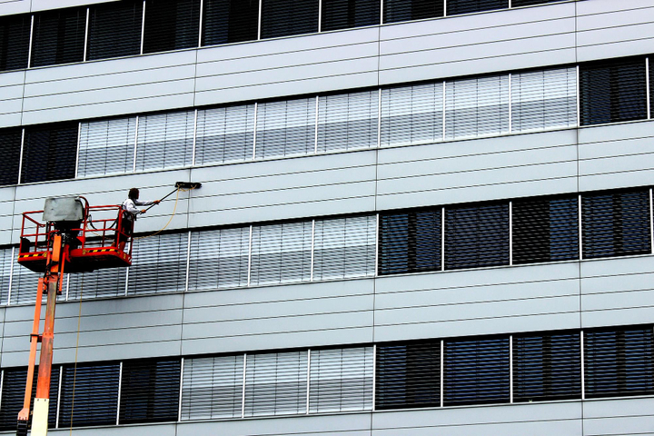 Health and Safety Benefits of Exterior Building Cleaning