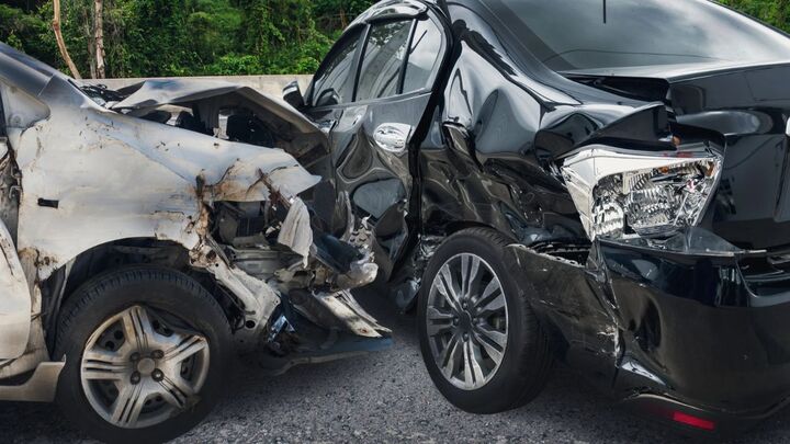 Top 5 Reasons to Consider a Lawyer for a Minor Car Accident