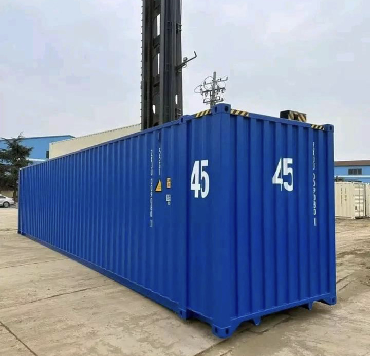 Baños Portátiles y Contenedores Marítimos