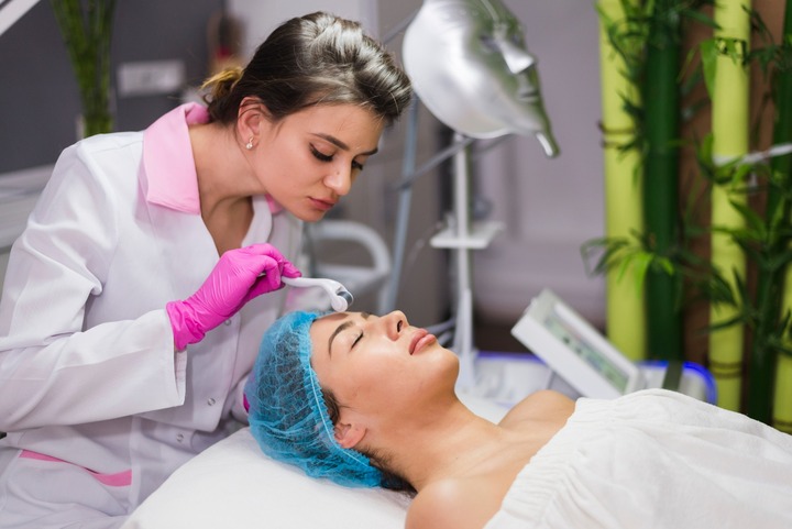 Skin Brightening Treatment in Delhi | Iksana Wellness