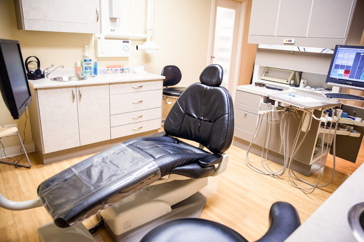 Dental Clinic Near Me: How to Choose the Best One