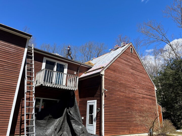 Top Roofing Contractors in Manchester, NH