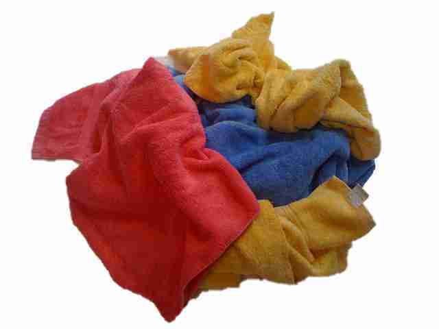 Buy Coloured Bath Towel Online | Bag of 15kg | Rags for Cleaning