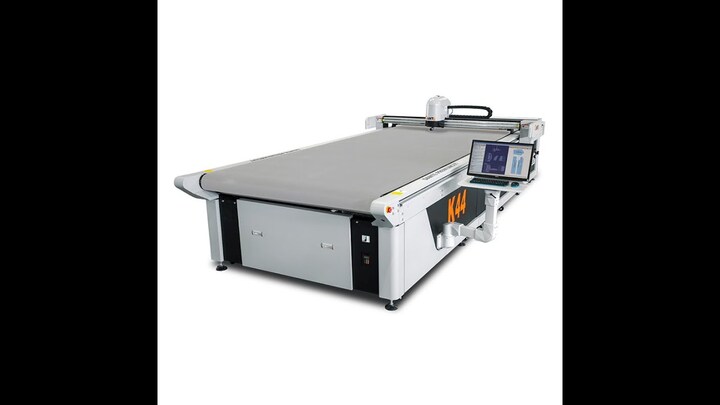 Tek Kat Kumaş Kesim Makinesi ile Hızın Zirvesi! - YouTube