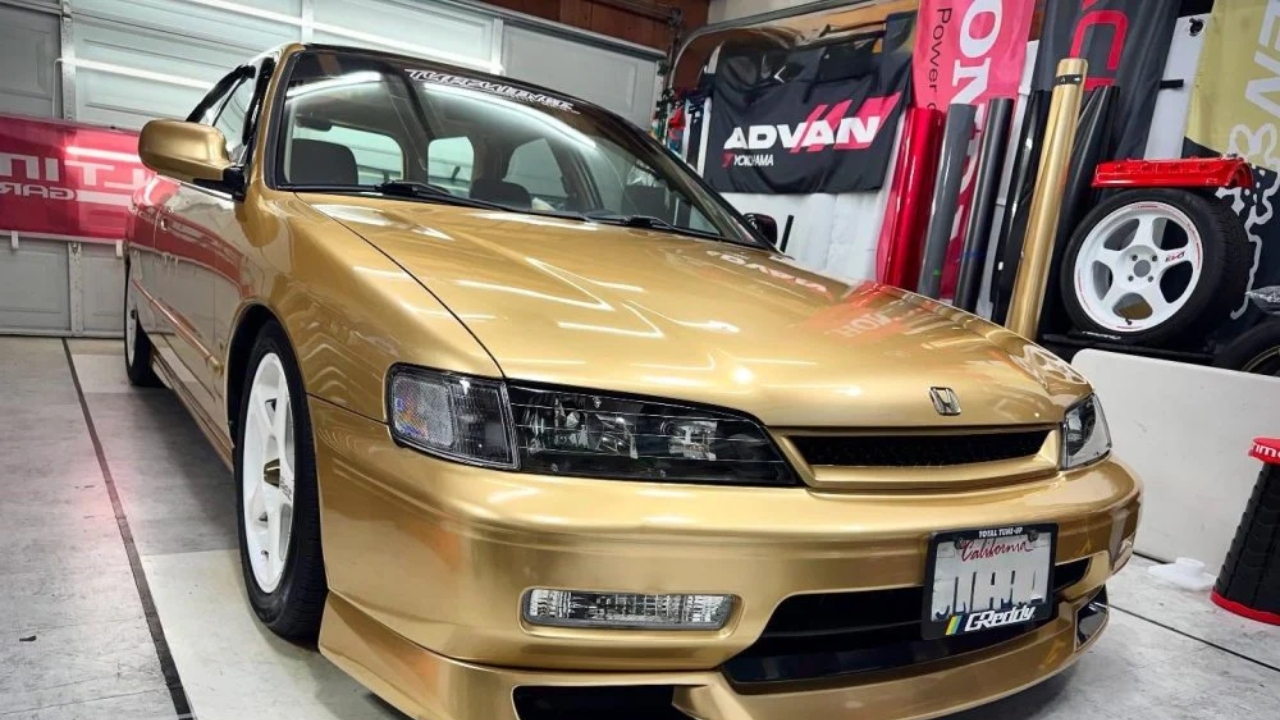 metallic gold car wrap